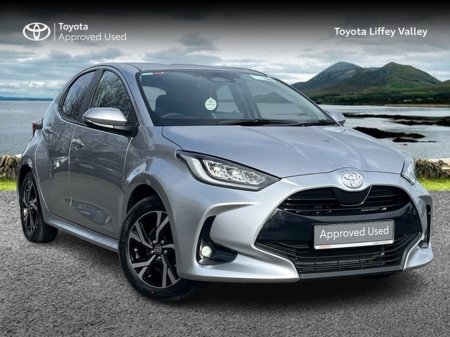 2025 Toyota Yaris - thumbnail 1