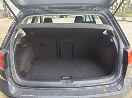 2015 Volkswagen Golf 1.6 TDI Match €8,950 thumbnail