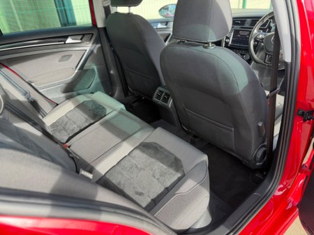 2016 Volkswagen Golf 1.4 TSI 5DR 150HP ACT Highline €13,950 thumbnail