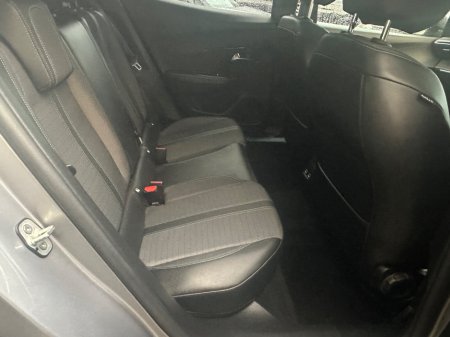 2022 Peugeot 2008 1.2 Puretech 100bhp Allure €23,950 thumbnail