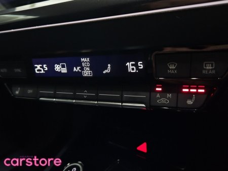 2022 Audi Q4 e-tron Q4 E-Tron S Line 40 S Line 40 204 Electric 82kWh Auto €34,880 thumbnail