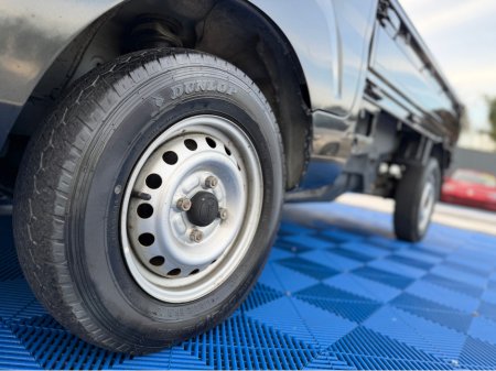 2019 Daihatsu Fourtrak - thumbnail 14