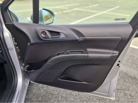 2017 Opel Meriva - thumbnail 25