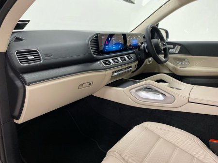 2026 Mercedes-Benz GLS GLS 450d 4MATIC AMG LINE €198,889 thumbnail