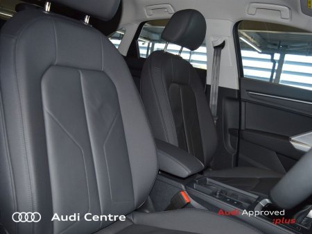2025 Audi Q3 35 TDI 150 S-T SE €52,499 thumbnail