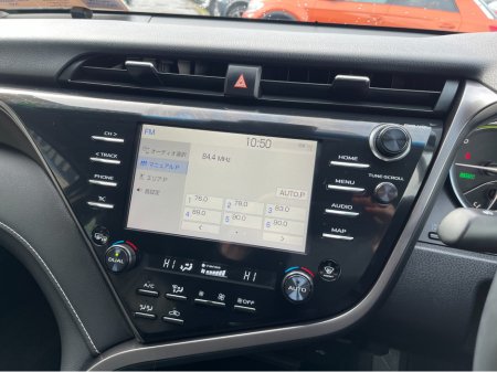 2020 Toyota Camry - thumbnail 17