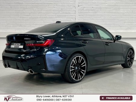 2023 BMW 3 Series - thumbnail 8