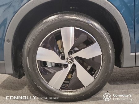 2026 Volkswagen Tiguan  thumbnail