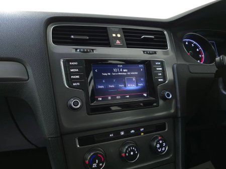 2015 Volkswagen Golf 1.2 TSI 5DR 110HP Trendline €12,950 thumbnail