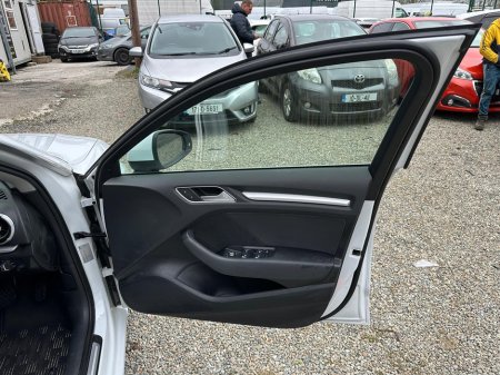 2015 Audi A3 - thumbnail 10