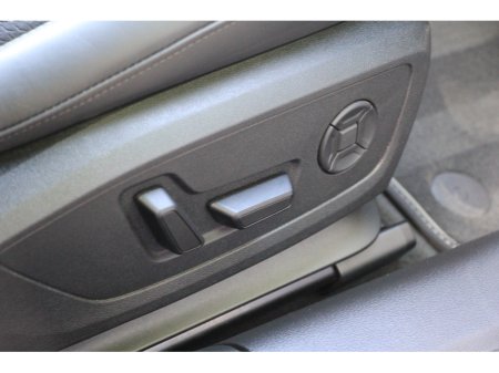 2025 Audi A6 Quattro Black Edition * Carbon and tech packs €72,950 thumbnail