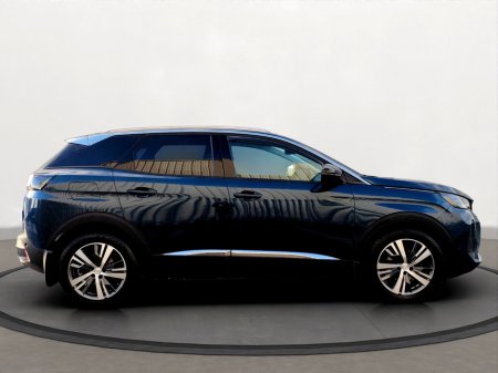 2022 Peugeot 3008 - thumbnail 8
