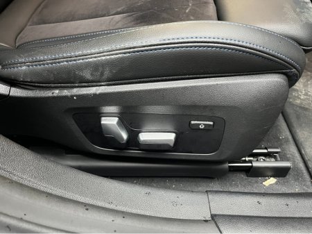 2022 BMW i4 ONLY 20K KMS 2022 BMW I4 40EDRIVE M SPORTS AUTOMATIC / CRUISE CONTROL / 360° PARKING CAMERA / ELECTRIC MEMORY & HEATED SEATS / PADDLE SHIFTERS / BMW APPS AND APPLE CARPLAY €36,950 thumbnail