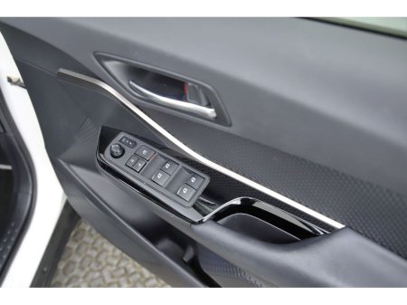 2019 Toyota C-HR 1.8 HYBRID *HALF LEATHER*REVERSE CAM*10" ANDROID CAR PLAYER* €21,490 thumbnail