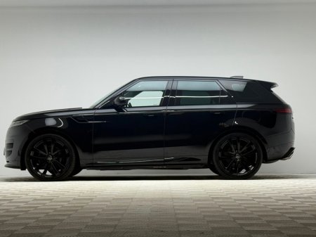 2024 Land Rover Range Rover Sport DYNAMIC P460E €112,990 thumbnail