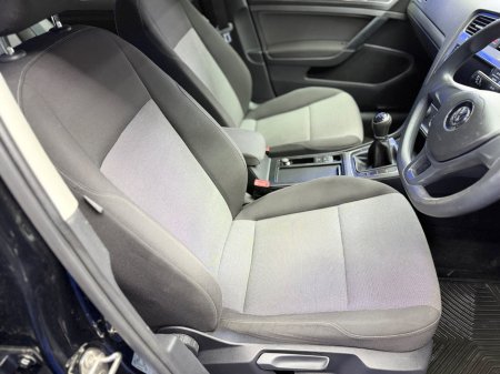 2014 Volkswagen Golf - thumbnail 23