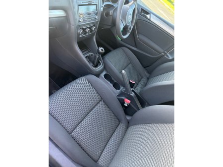 2009 Volkswagen Golf TRENDLINE 2.0 TDI MANUAL 5SPEED 5DR 110HP €4,995 thumbnail