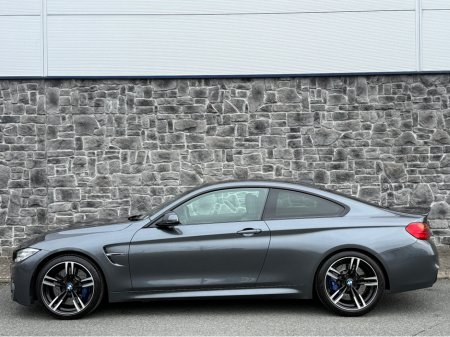 2015 BMW M4 - thumbnail 11