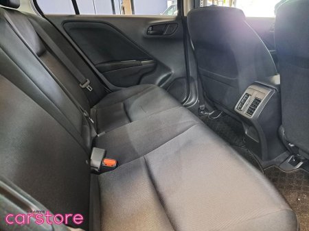 2016 Honda Grace DAA-GM4 4 DR AUTO €14,990 thumbnail