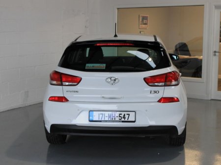 2017 Hyundai i30 i 30 Deluxe 5DR €12,450 thumbnail