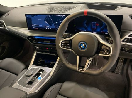 2025 BMW i4 - thumbnail 6