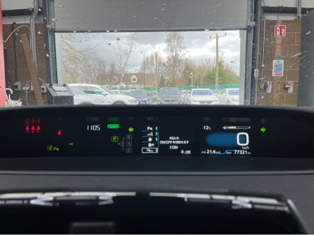 2022 Toyota Prius - thumbnail 18