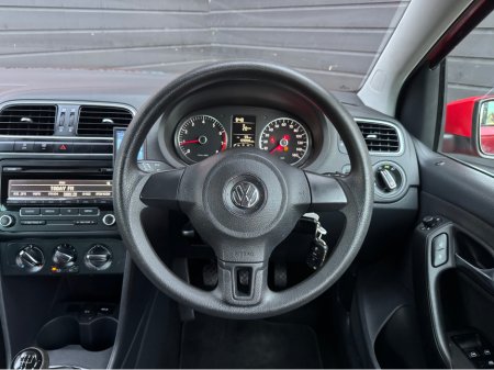 2013 Volkswagen Polo - thumbnail 9