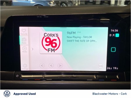 2022 Volkswagen Golf 1.5TSI 130BHP 5DR STYLE €28,995 thumbnail