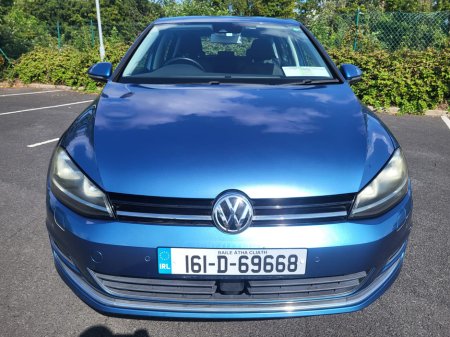 2016 Volkswagen Golf  €13,999