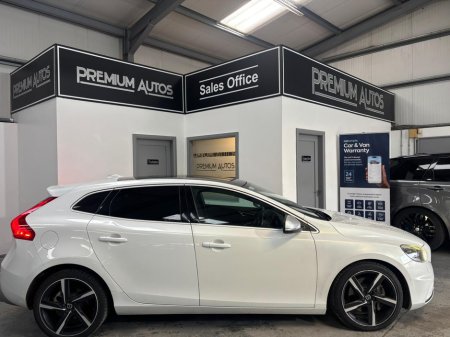 2016 Volvo V40 D4.   R-DESIGN  AUTOMATIC €13,850