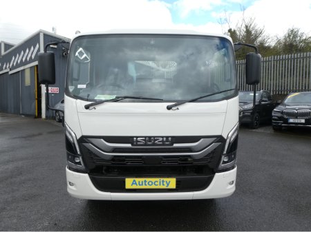 2026 Isuzu NPR - thumbnail 2