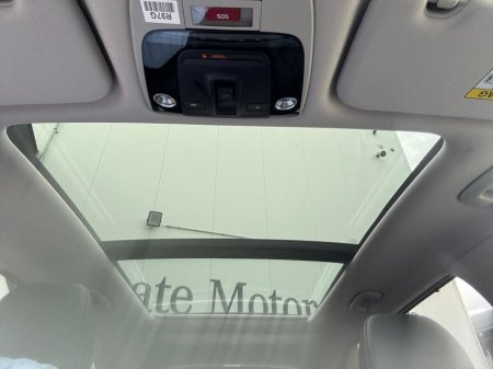 2025 Kia Sorento PHEV PE SEM 5DR AUTO €61,950 thumbnail