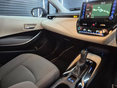 2019 Toyota Corolla - thumbnail 8