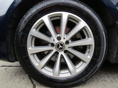 2017 Mercedes-Benz E Class E 220 d D Avantgarde 4DR Auto €15,950 thumbnail