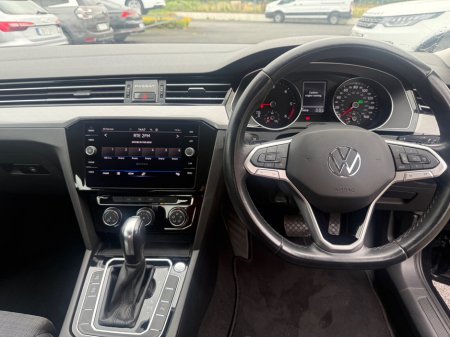 2020 Volkswagen Passat SE NAV TDI S-A €26,995 thumbnail