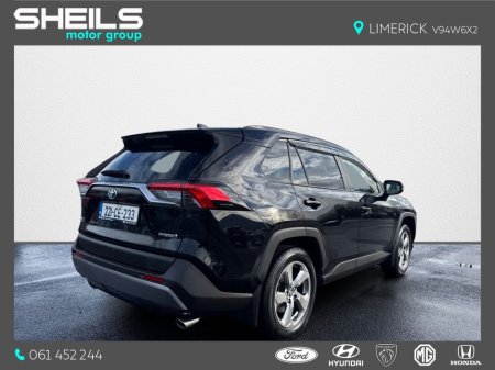 2022 Toyota Rav4 2.5 Hybrid Sol 2WD €35,900 thumbnail