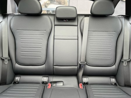 2025 Mercedes-Benz C Class - thumbnail 18