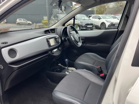 2014 Toyota Yaris - photo 6