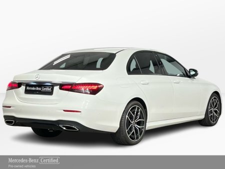 2022 Mercedes-Benz E Class - thumbnail 3