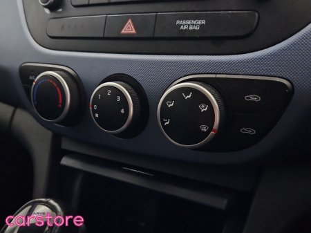 2018 Hyundai i10 1.0 Deluxe Auto €11,880 thumbnail