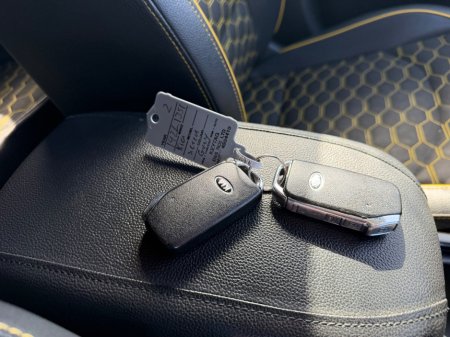 2019 Kia XCeed - thumbnail 19