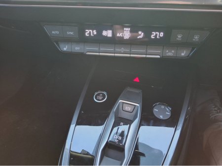 2023 Audi Q4 e-tron E-TRON S LINE 40 thumbnail