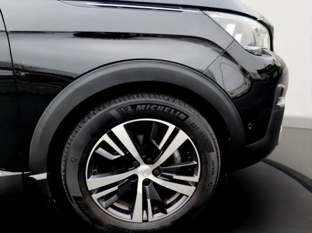 2019 Peugeot 3008 - thumbnail 24