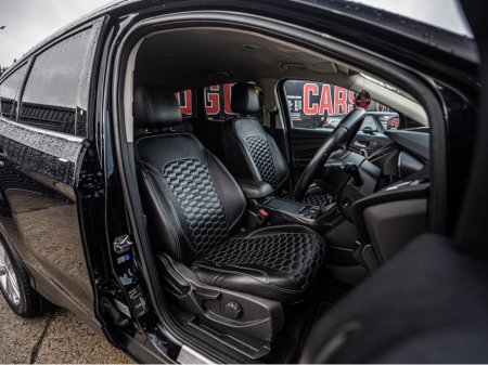 2017 Ford Kuga 2017 Kuga 1.5d TITANIUM/High spec/Warranty €13,888 thumbnail