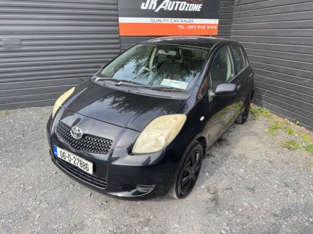 2006 Toyota Yaris - thumbnail 3