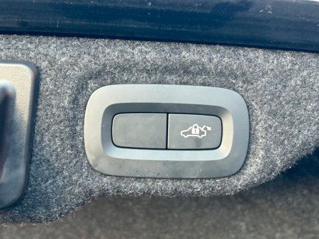 2019 Volvo S60 - thumbnail 14