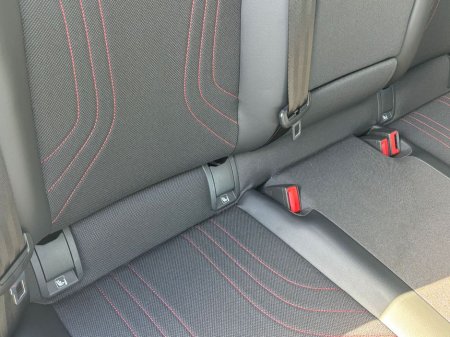 2022 Volkswagen ID.4 GTX 220 KW GTX Business 77KWH 299HP €26,990 thumbnail