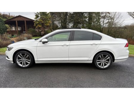 2017 Volkswagen Passat 1.6 TDI DSG 120HP Highline €15,950 thumbnail