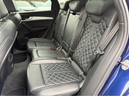 2022 Audi Q5 40 TDI QUATTRO S-LINE BLK EDITION €44,950 thumbnail
