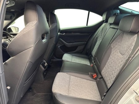 2025 Skoda Octavia - thumbnail 10